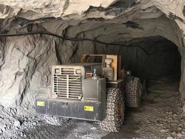 Underground Loader Onsite(2)