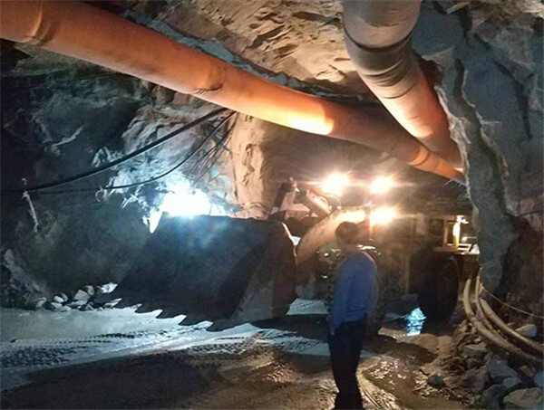Underground Loader Onsite(5)